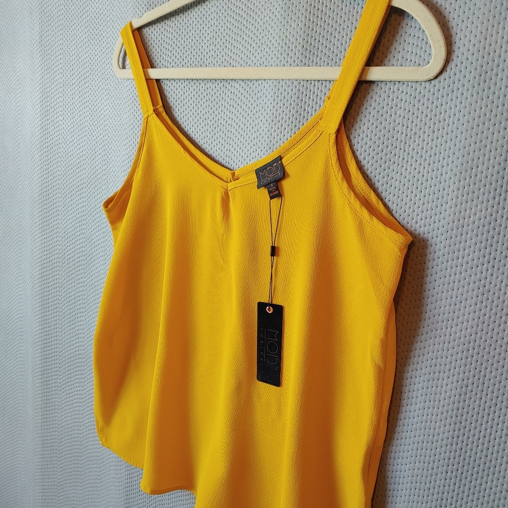 NWT MOD Lusive Crepe Tank Top